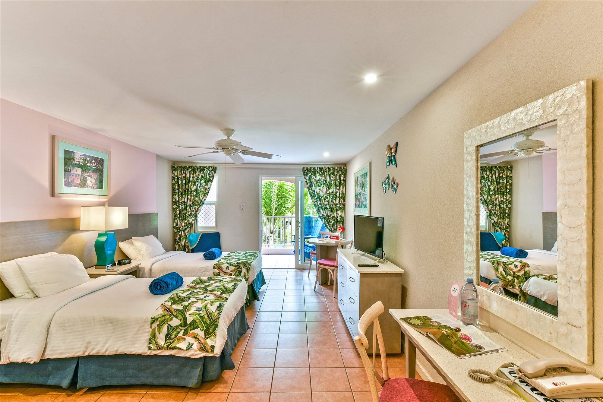 Butterfly Beach Hotel Christ Church Exterior foto